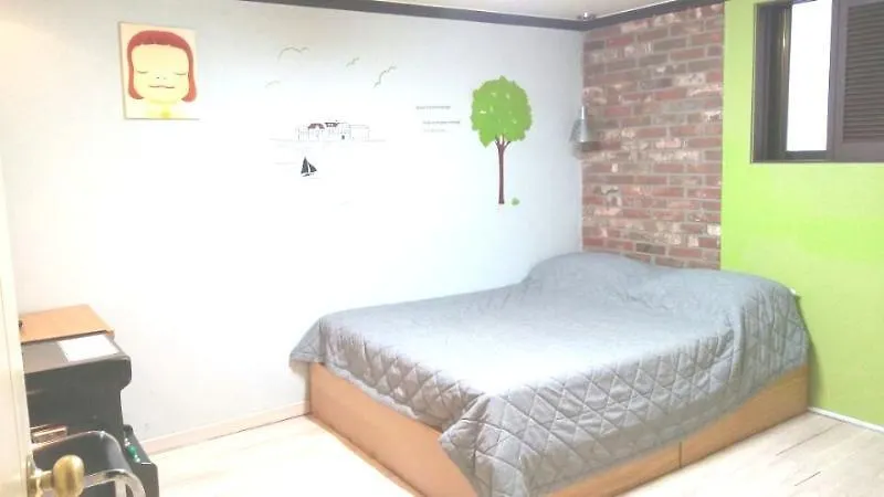 Oppa Hostel-1